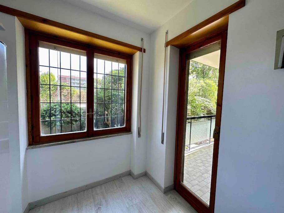 Appartamento Luminoso Domus Eur Rome Exterior photo