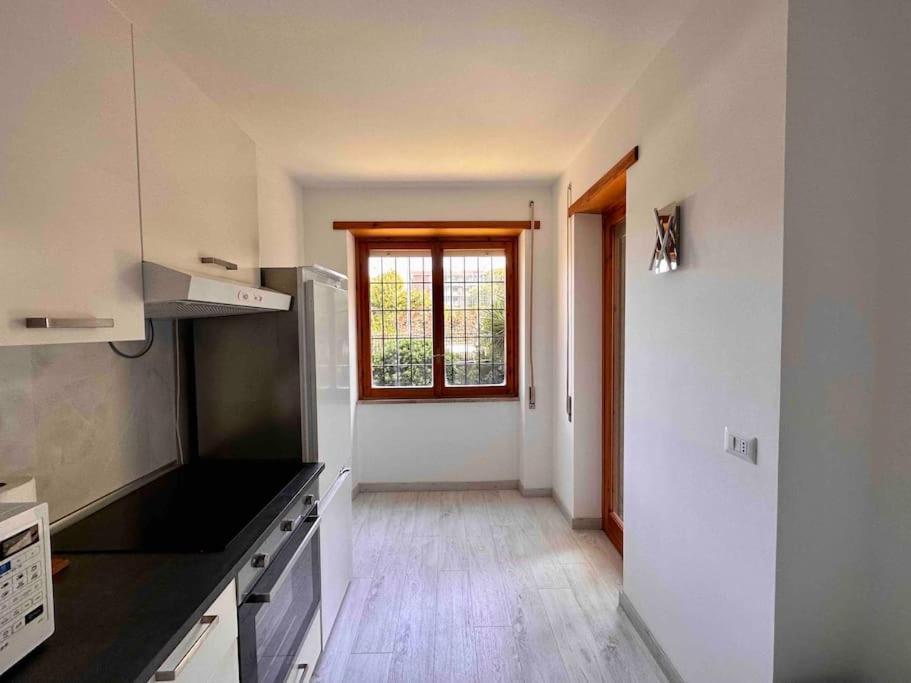 Appartamento Luminoso Domus Eur Rome Exterior photo