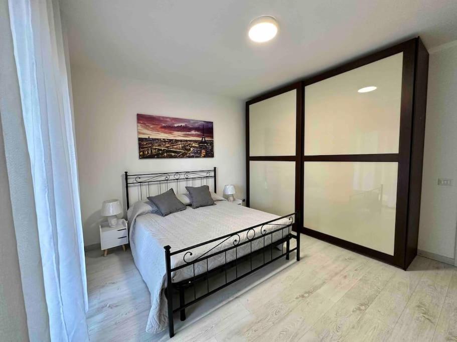 Appartamento Luminoso Domus Eur Rome Exterior photo